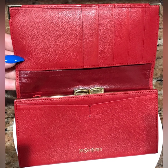 YSL Saint Laurent Kiss Lock Leather Wallet β€οΈπ₯π - Picture 12 of 17